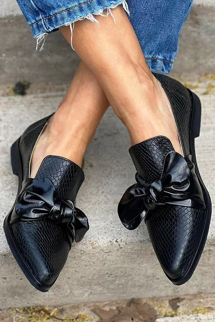 Black / 8