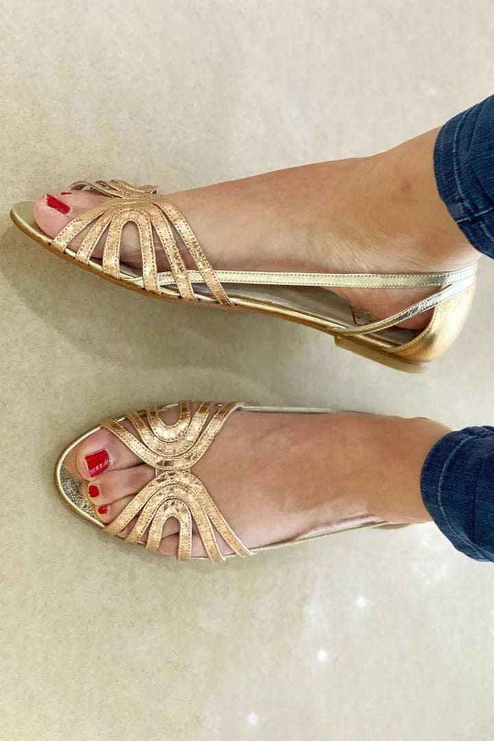 SOLEA SANDALS
