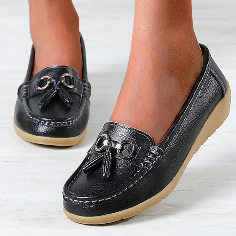 Black (Almost sold out!) / 10.5