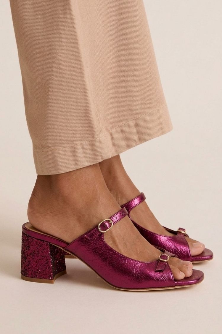 Magenta / US 12