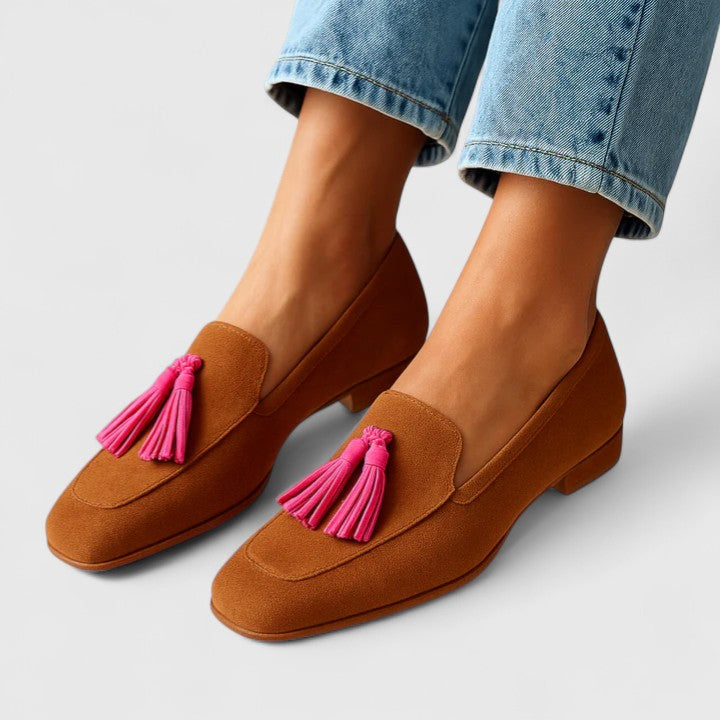 Brown / 10 AU | 41 EU