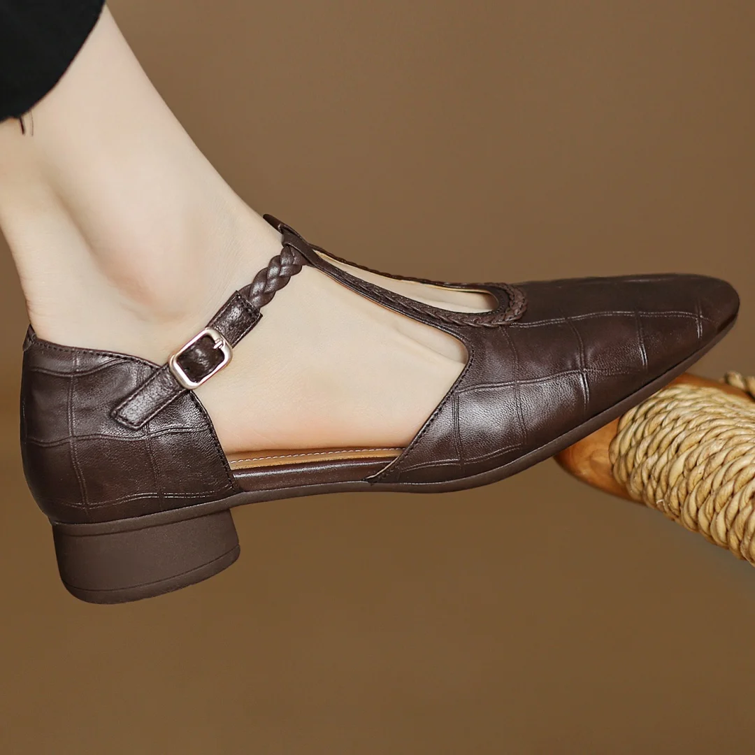 Helene - Vintage Charm Sandals