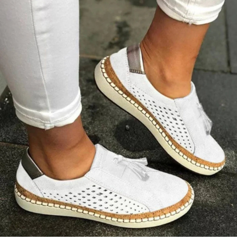 White (Almost sold out!) / AU 11 | EU 42