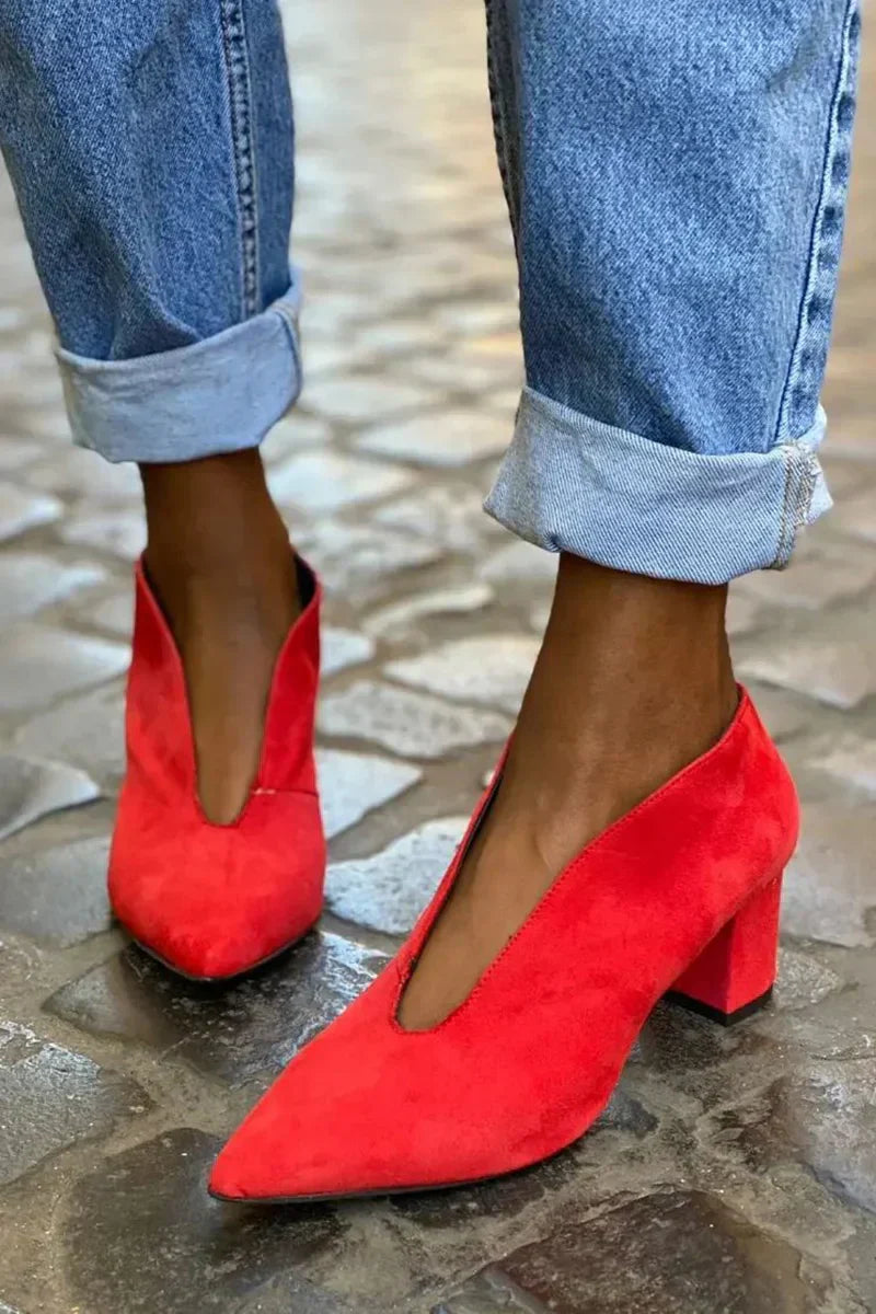 Red / 8