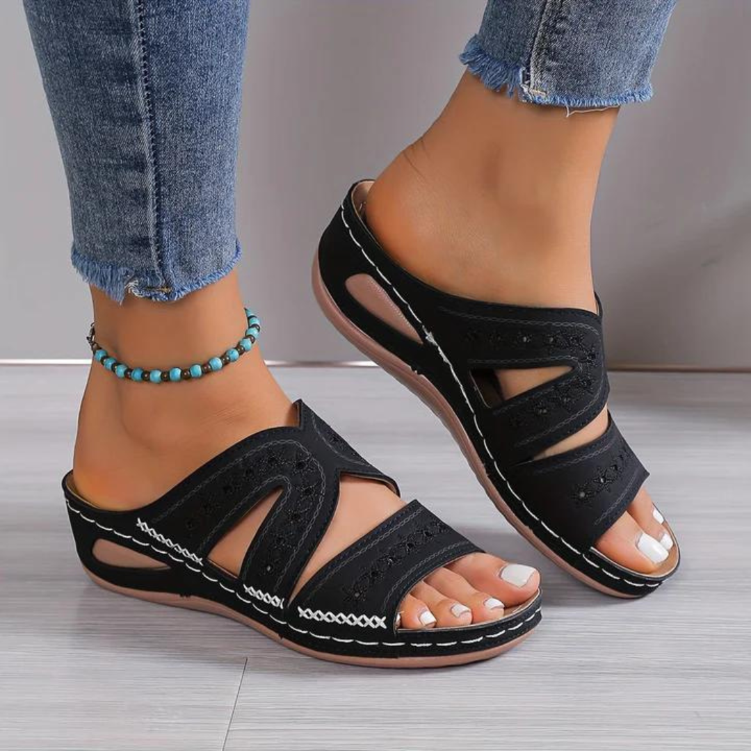 Black / UK 9