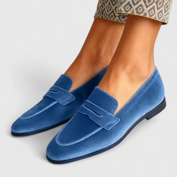 Blue / 10 AU | 41 EU
