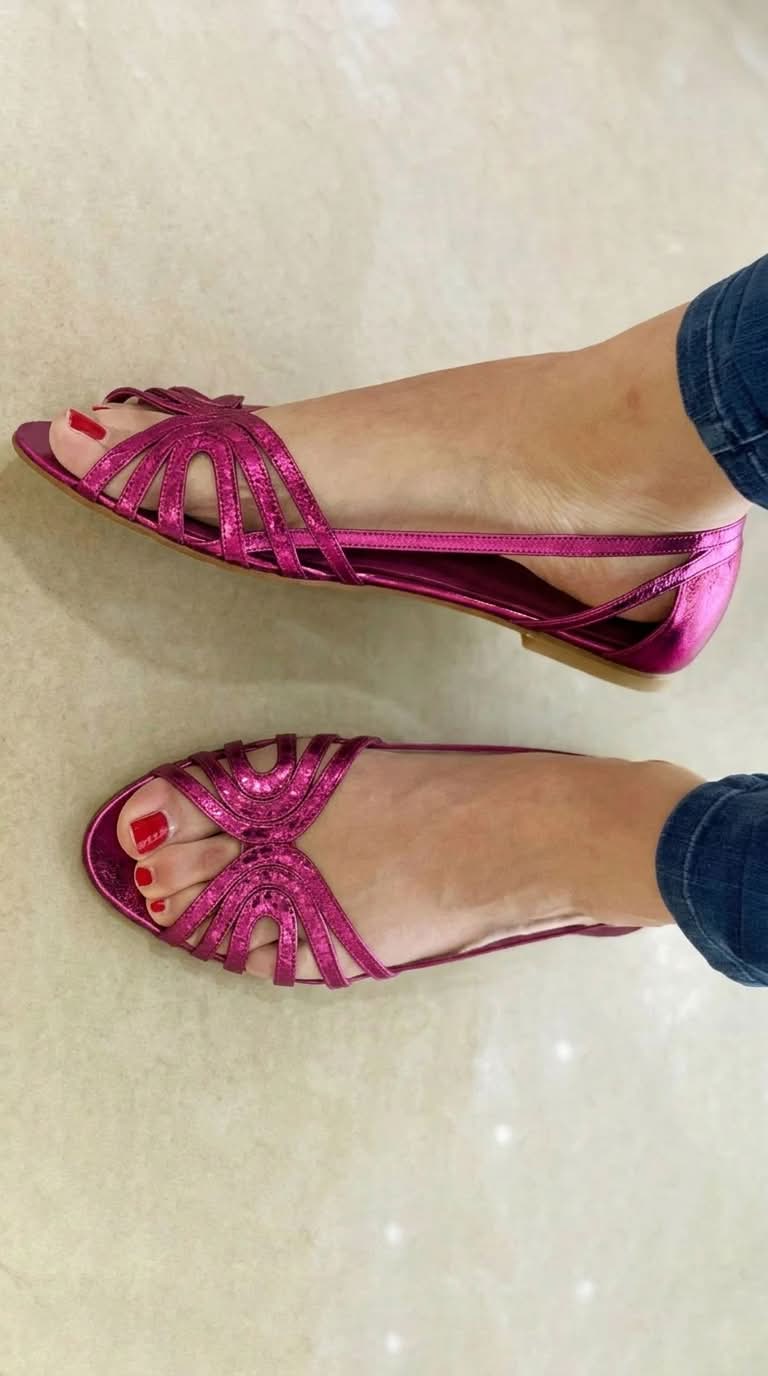 SOLEA SANDALS