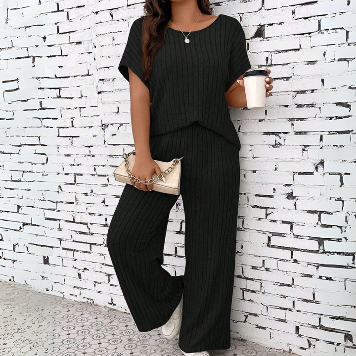 Wanda | Casual Plus Size Short Sleeve Top and Pants Set