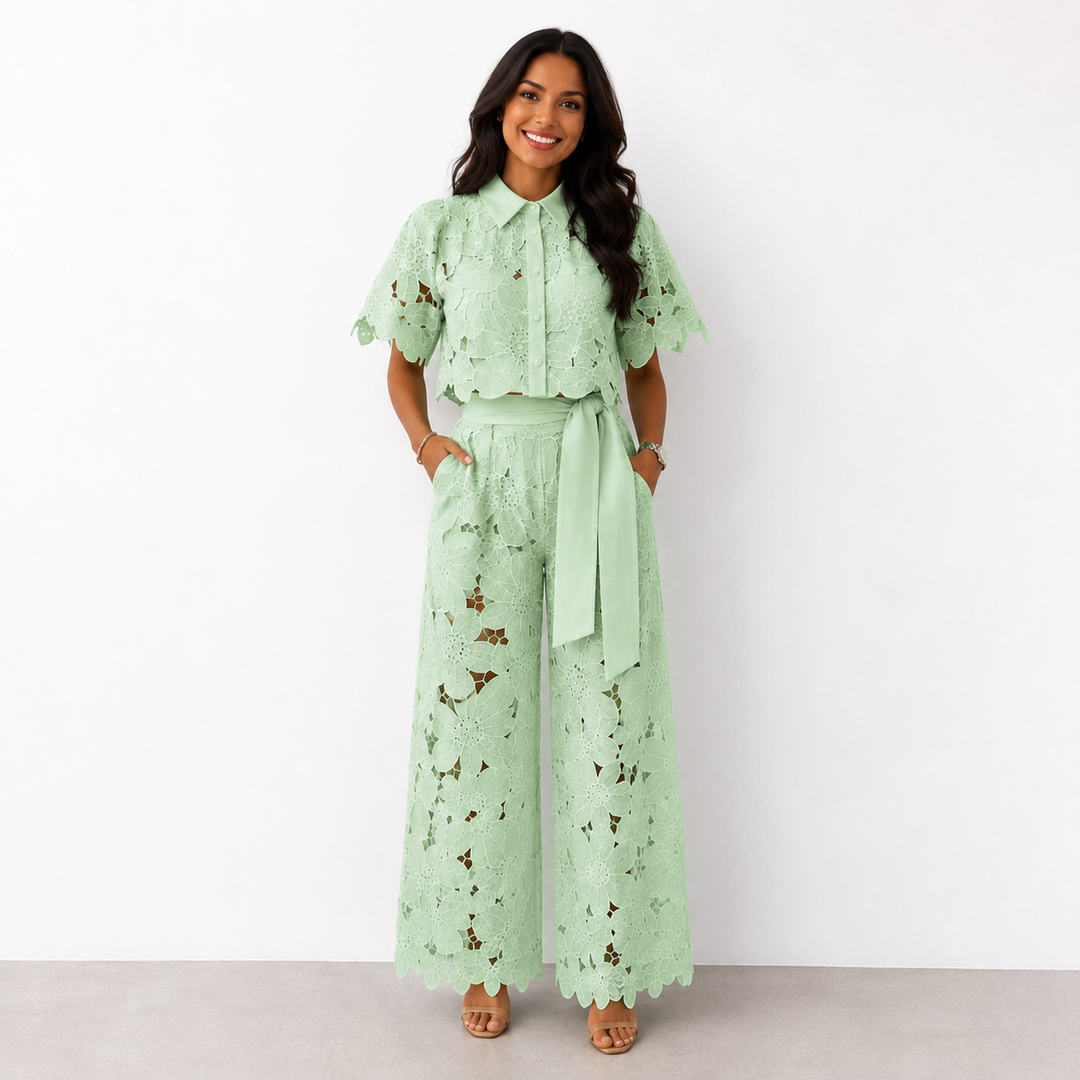 Arielle™ Comfortable Set