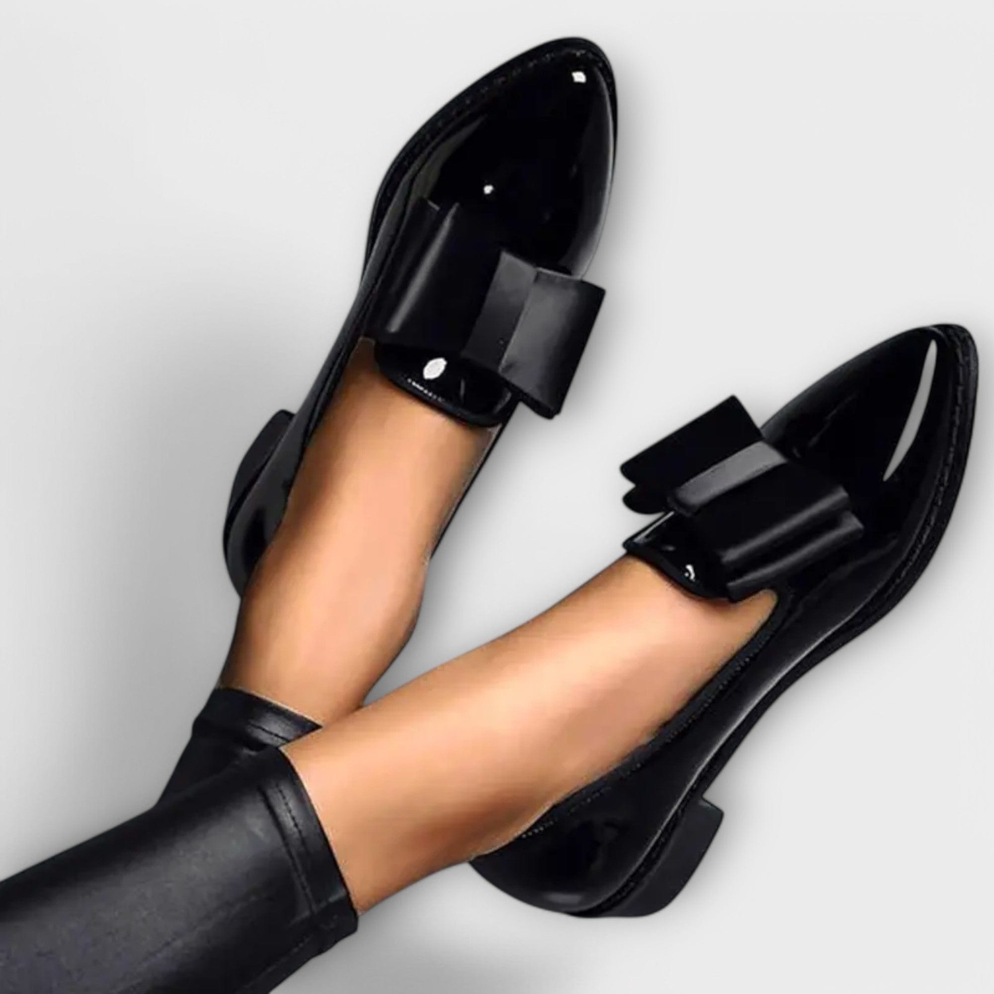 Black / 11