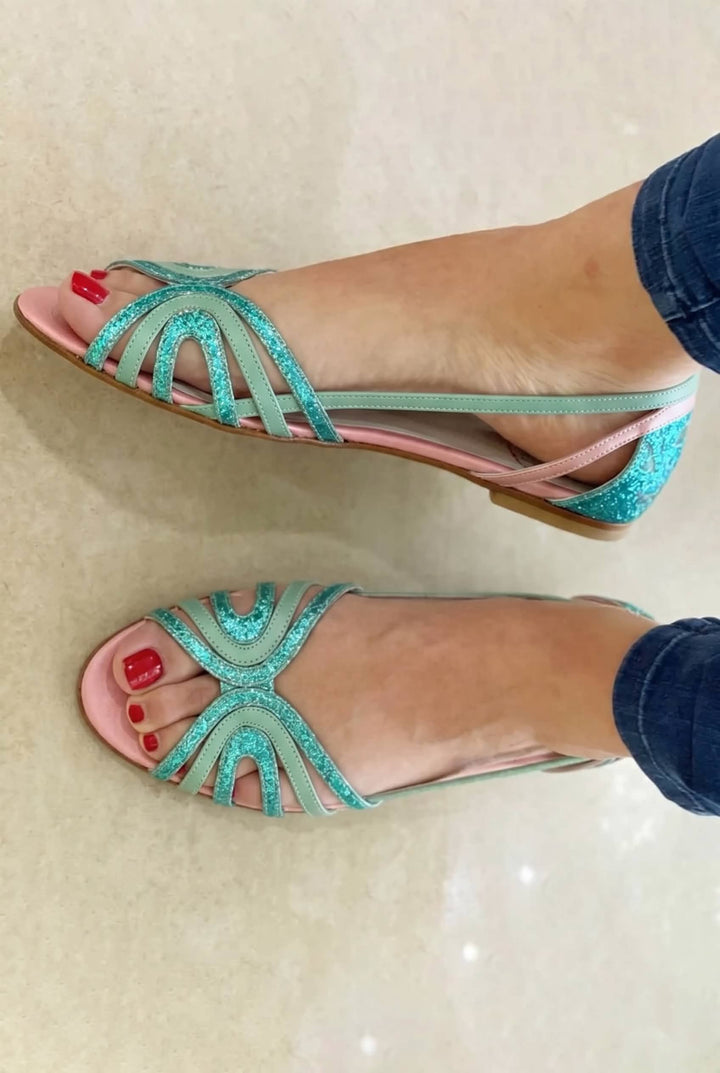 SOLEA SANDALS
