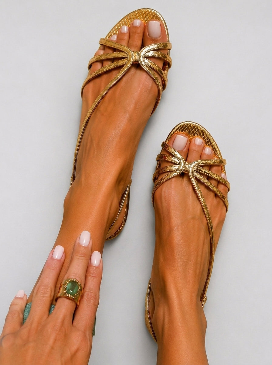 Gold / UK 9