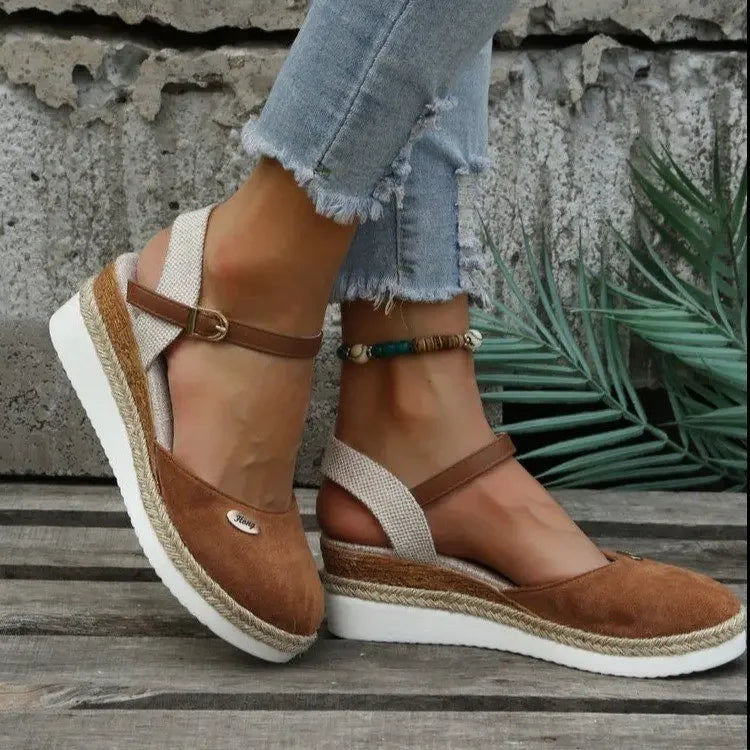 Dark brown (Almost sold out!) / 9