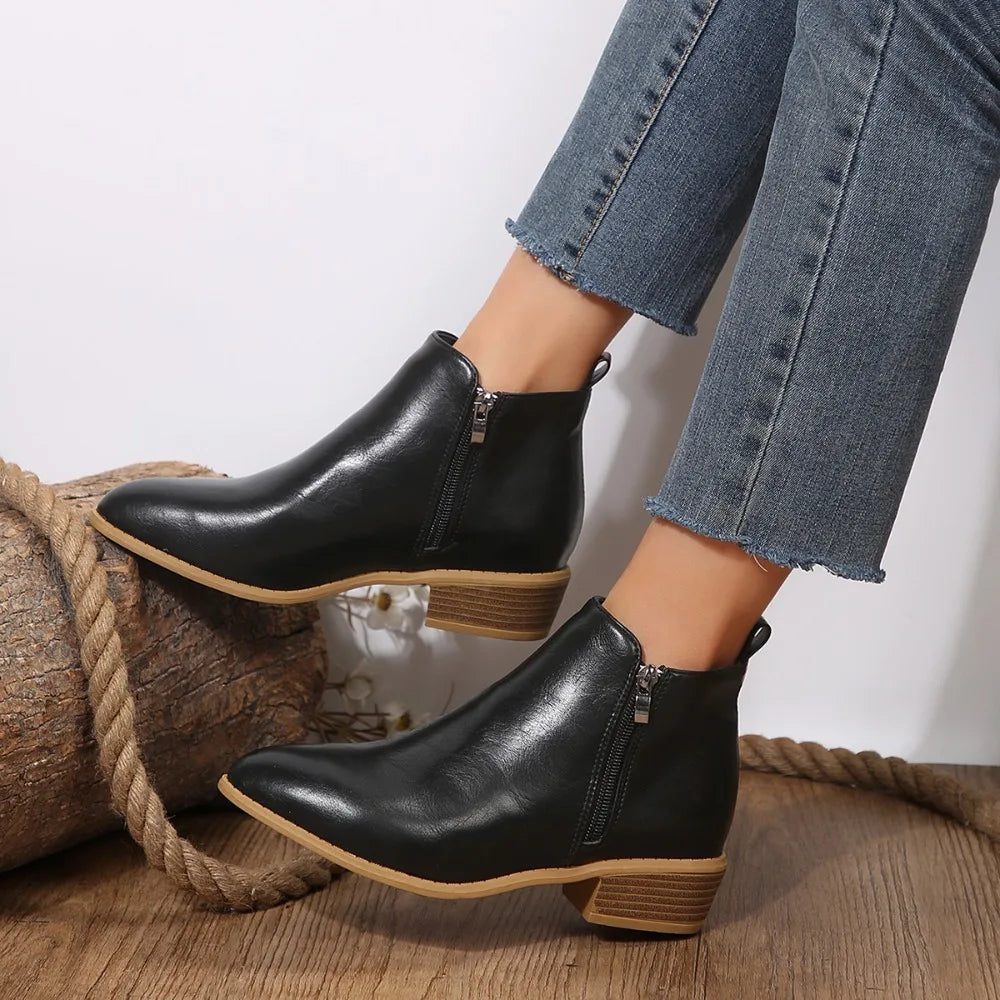 Black / 8