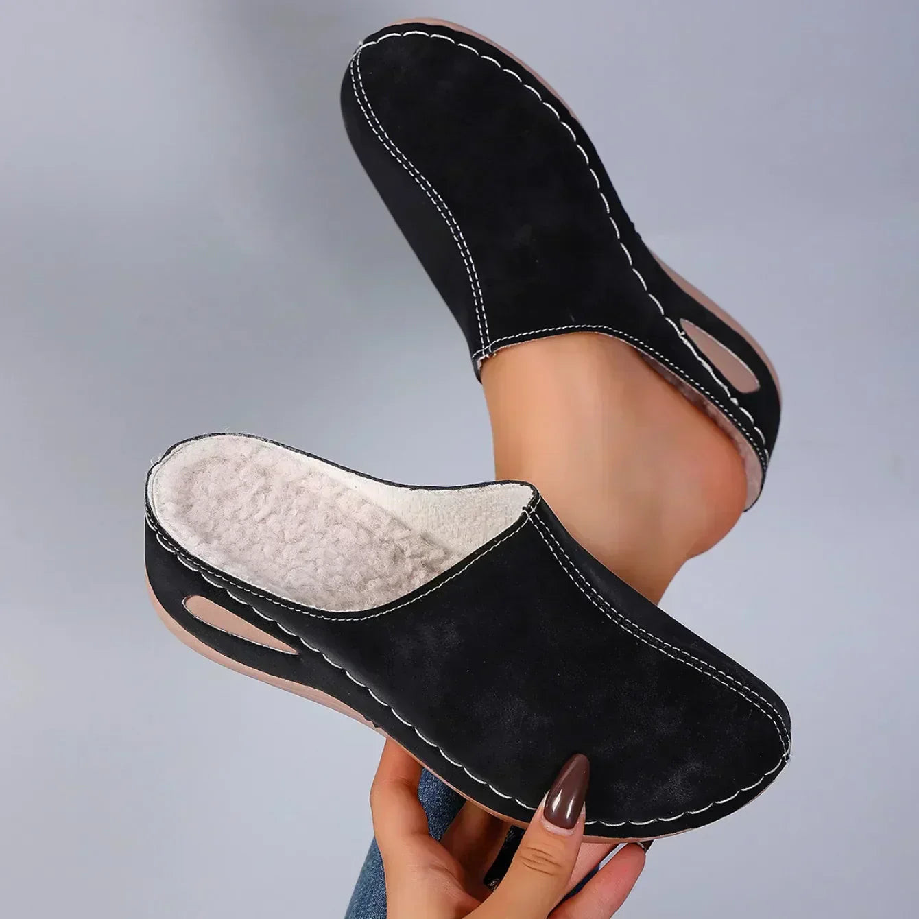 Black / UK 9