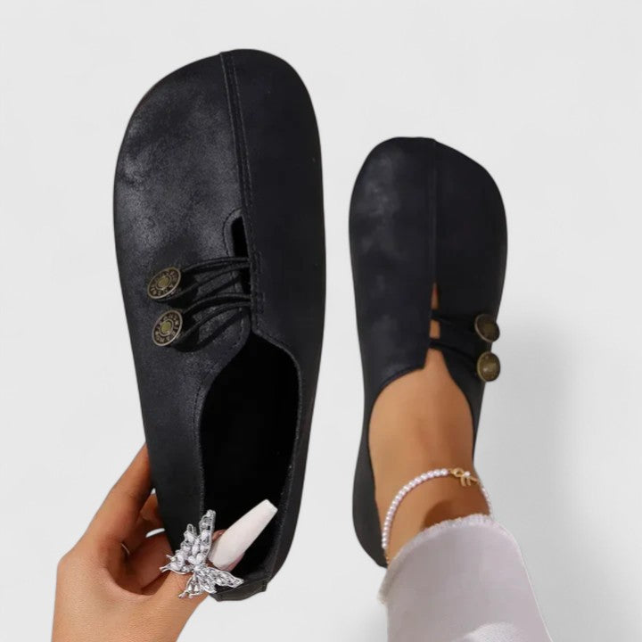 Black / 12 AU | 43 EU