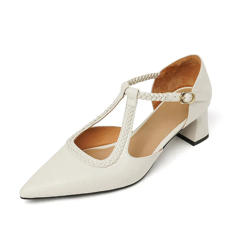 White / UK 7.5 | EU 41