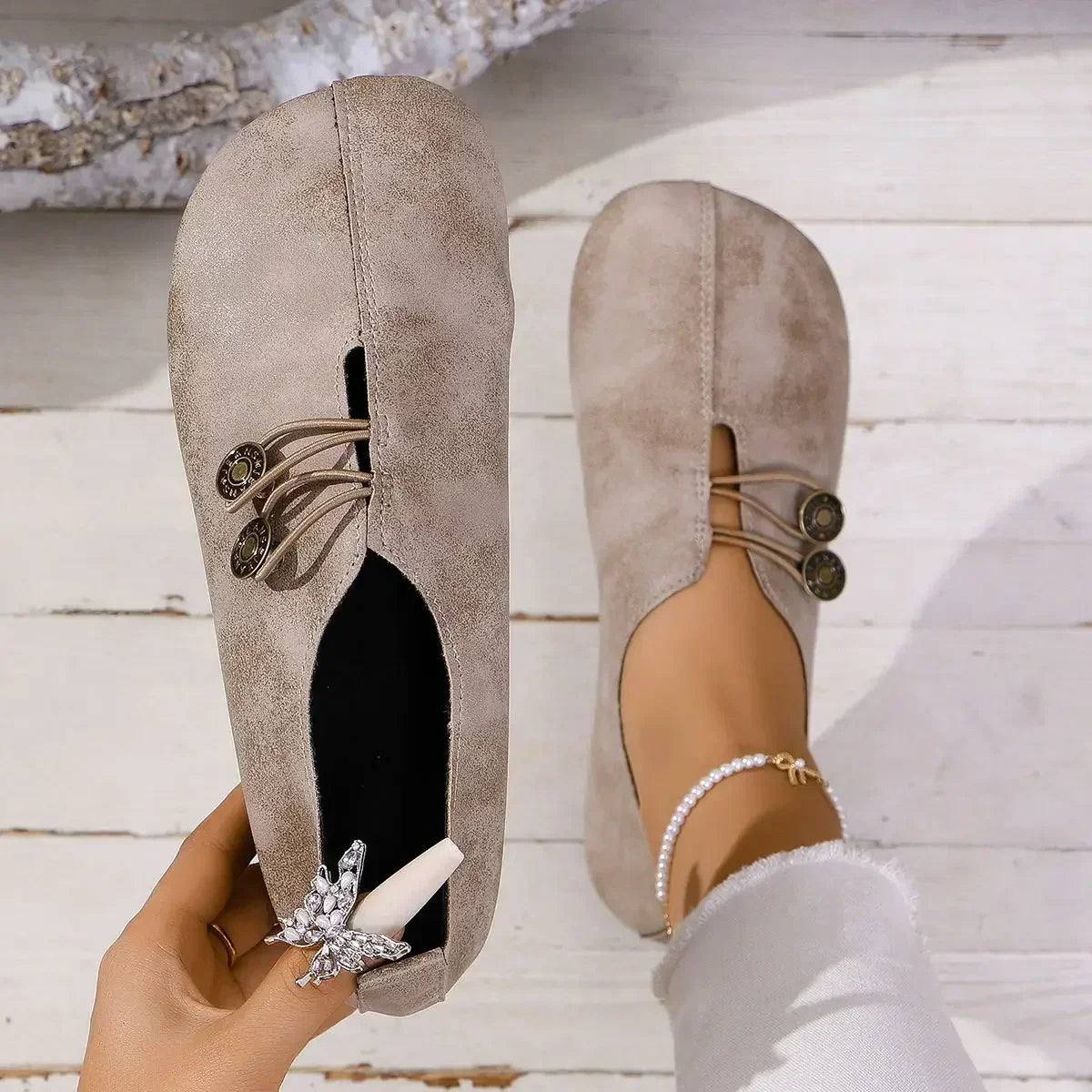 Beige / 9
