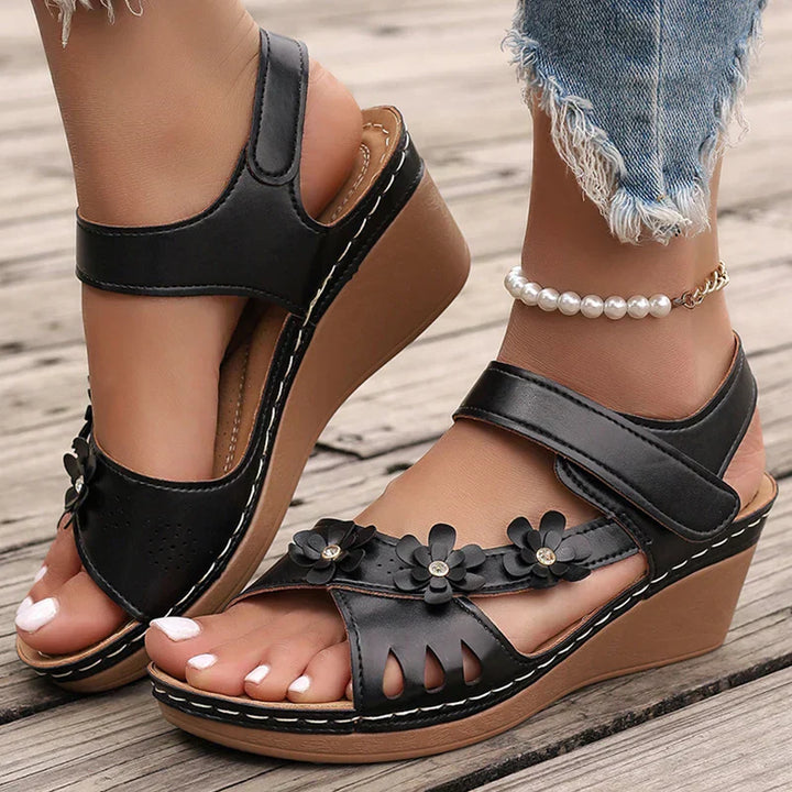 London – Elegant Blossom Wedges