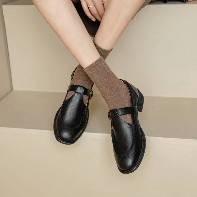 Black / UK 6.5