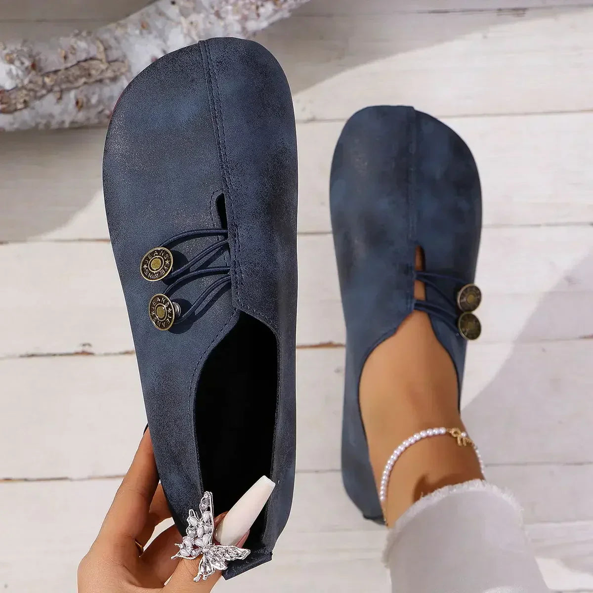 Navy Blue / 9