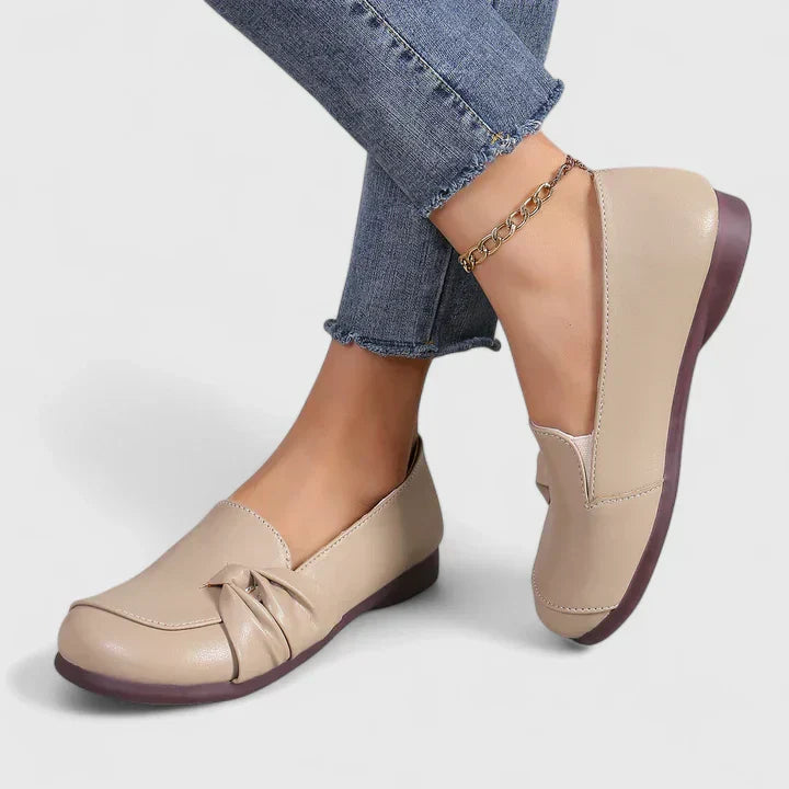 Beige / 9 AU | 40 EU