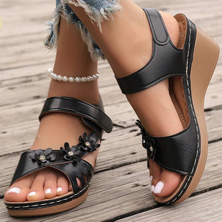 London – Elegant Blossom Wedges