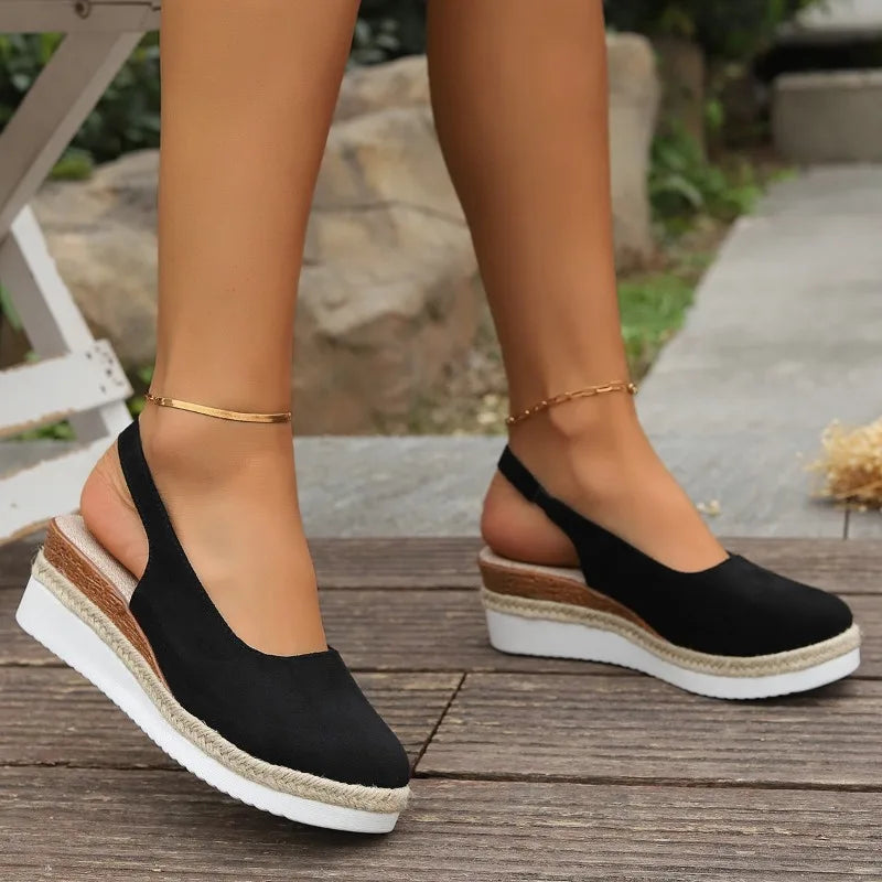 Black / 12
