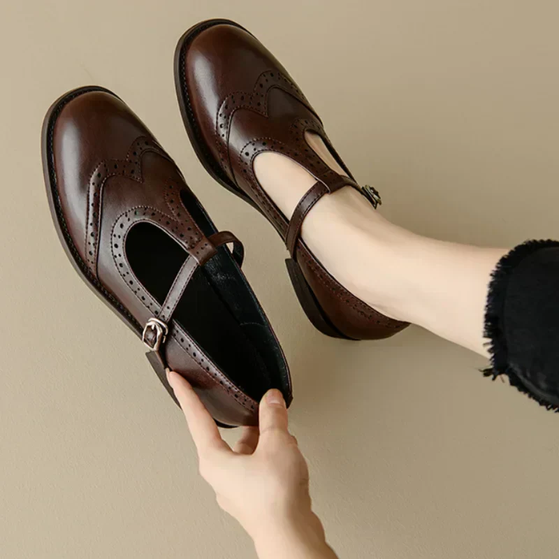 Brown / UK 6