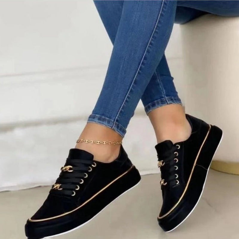 Black / 10