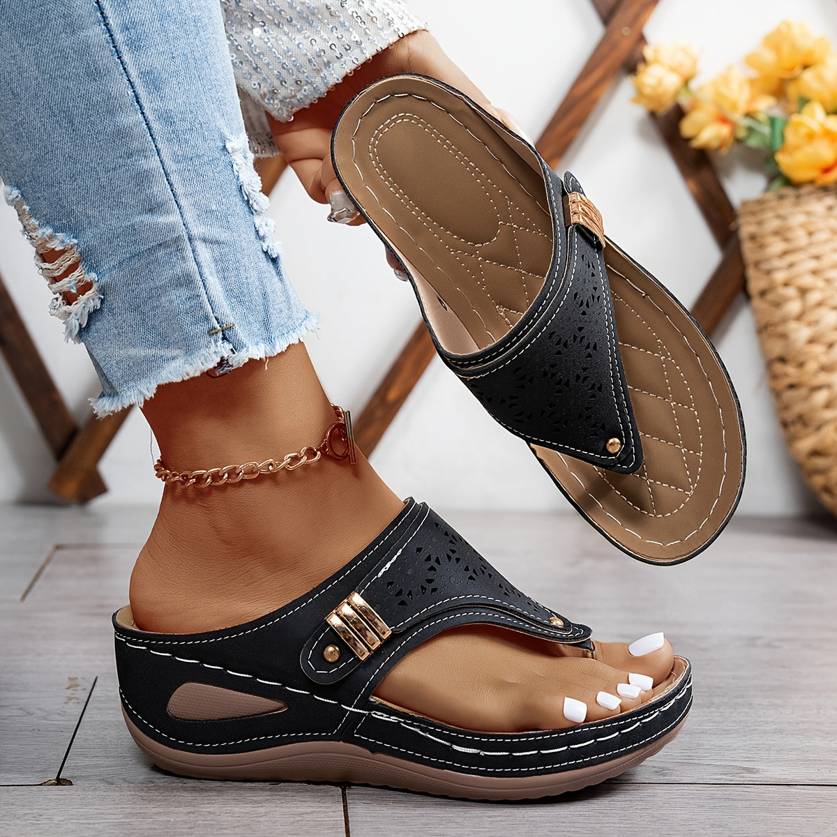 Black / UK 9