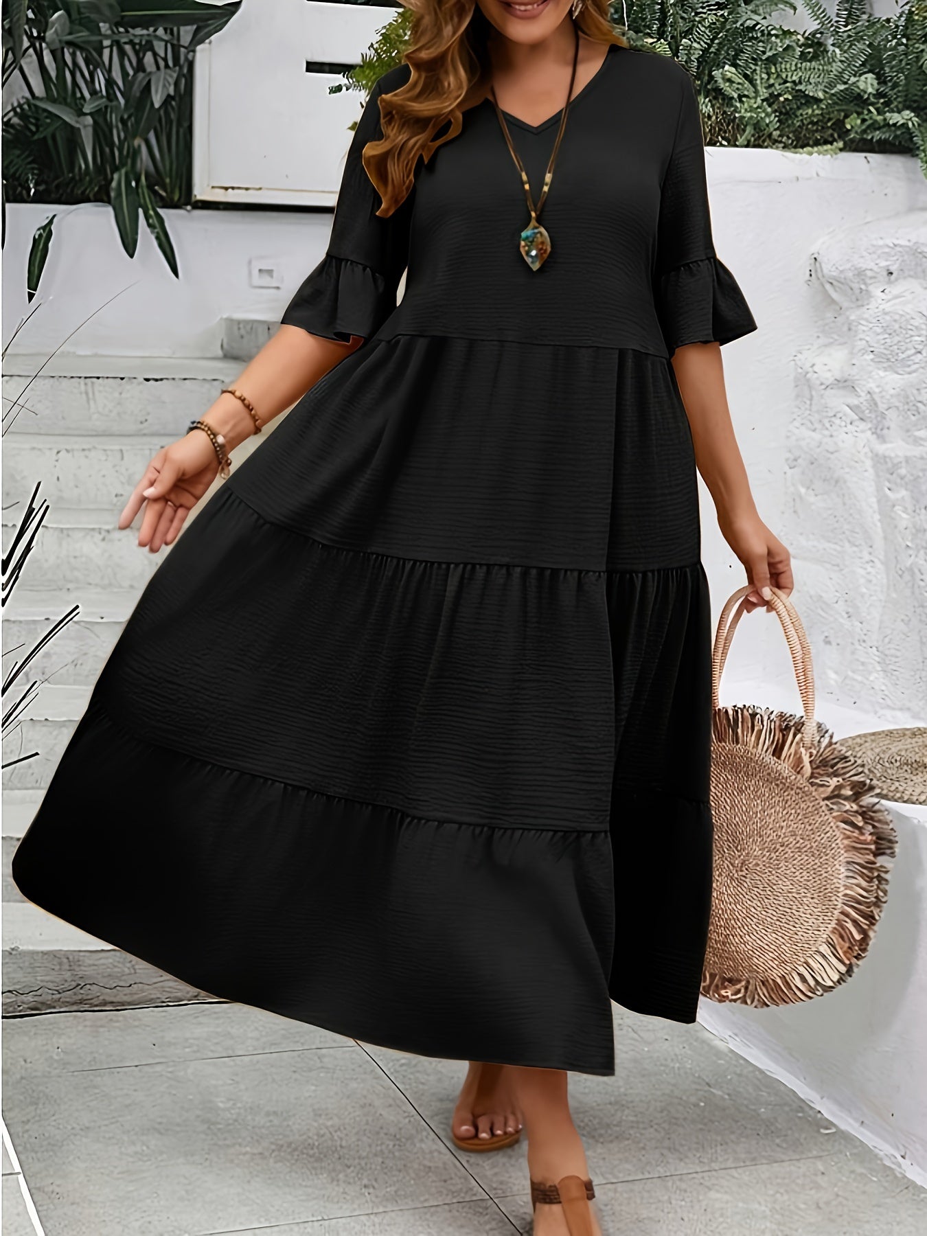 Black (Almost sold out) / 5XL (22-24)