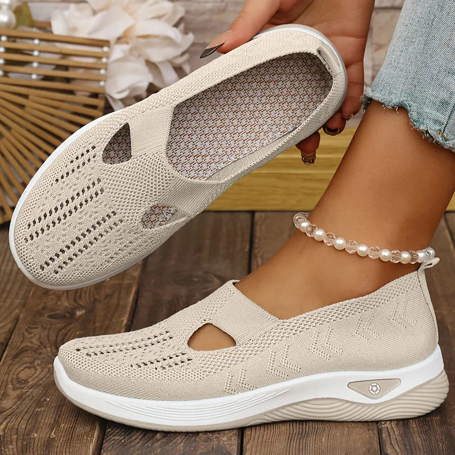 Beige / 12 NZ (EU43)