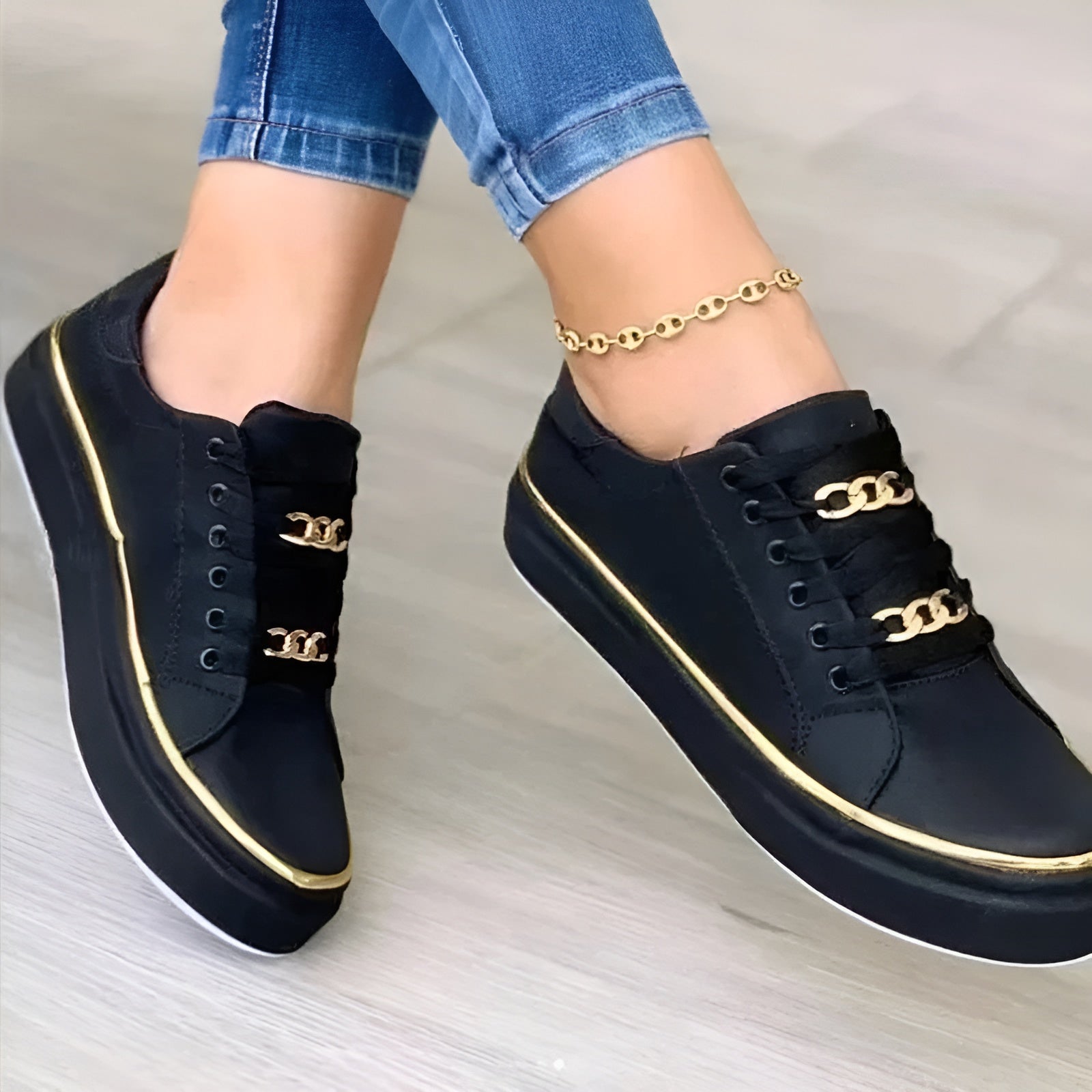 Black (almost sold out!) / 10.5