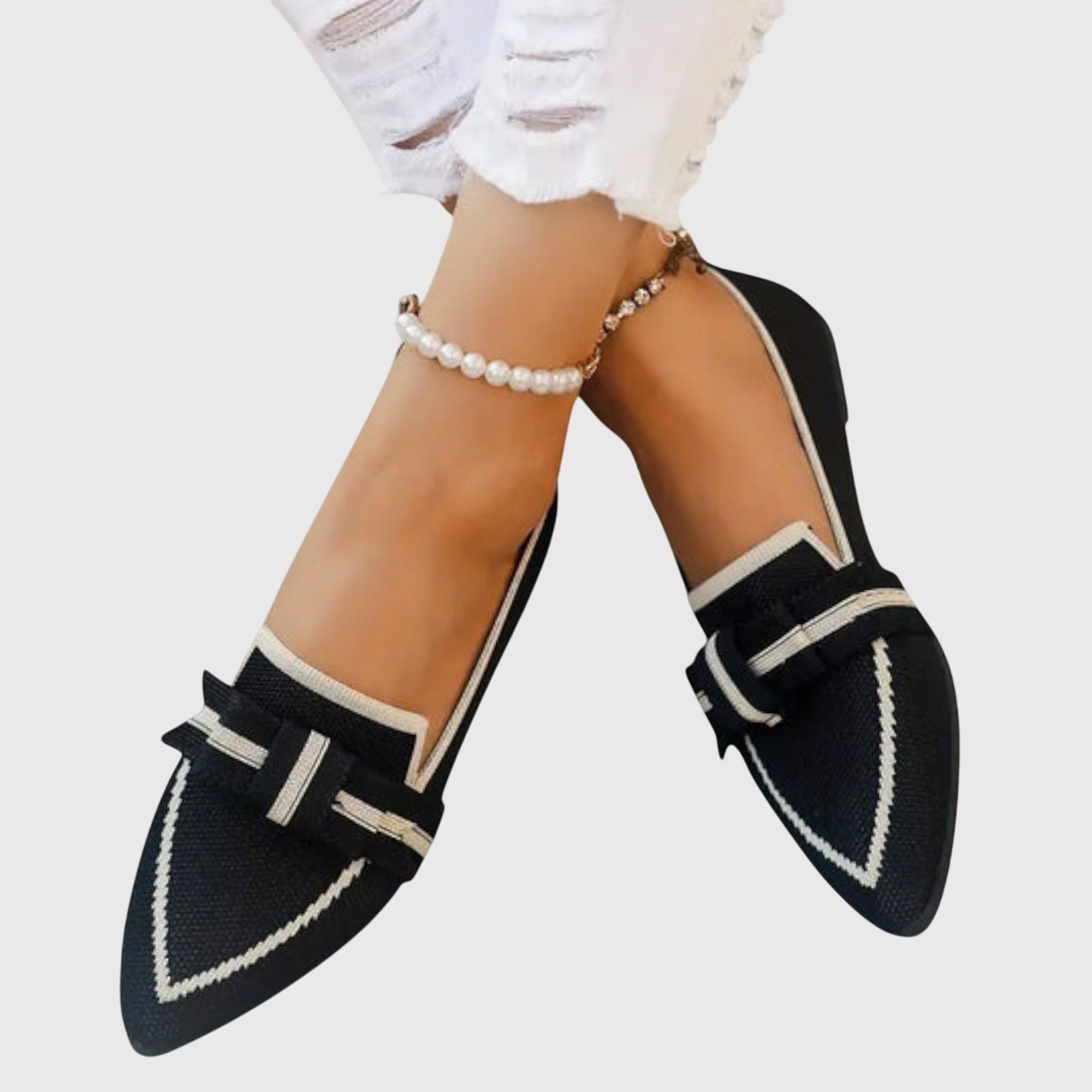Black / 12 AU | 43 EU