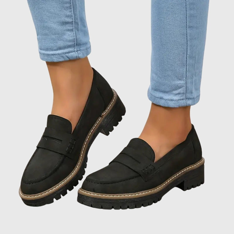 Black / 12 AU | 43 EU