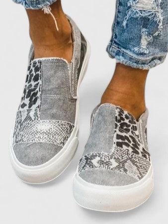 Gray / 12 AU | 43 EU