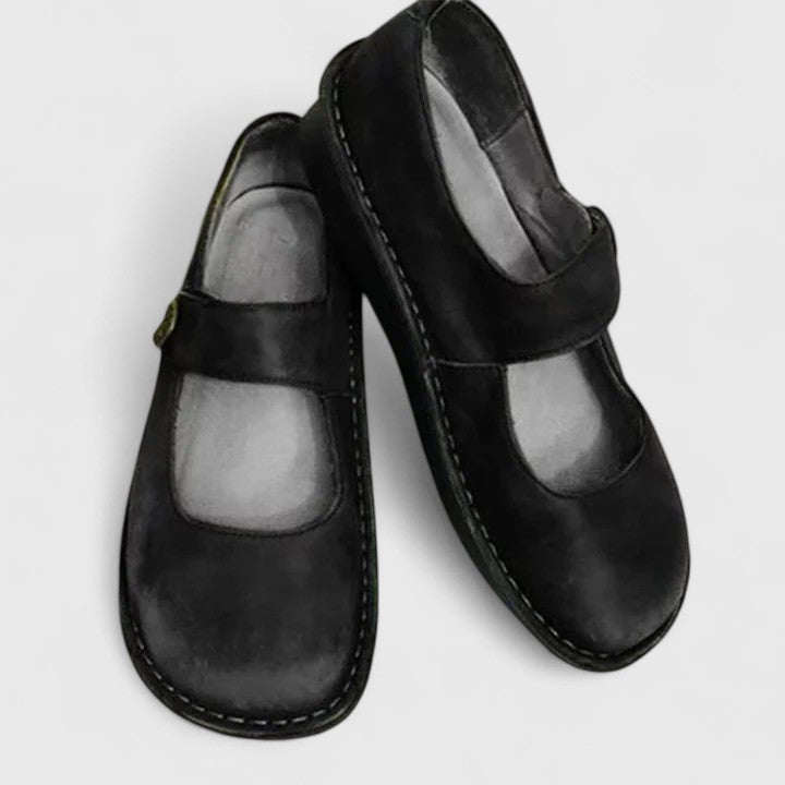 Black / 12 (43EU)