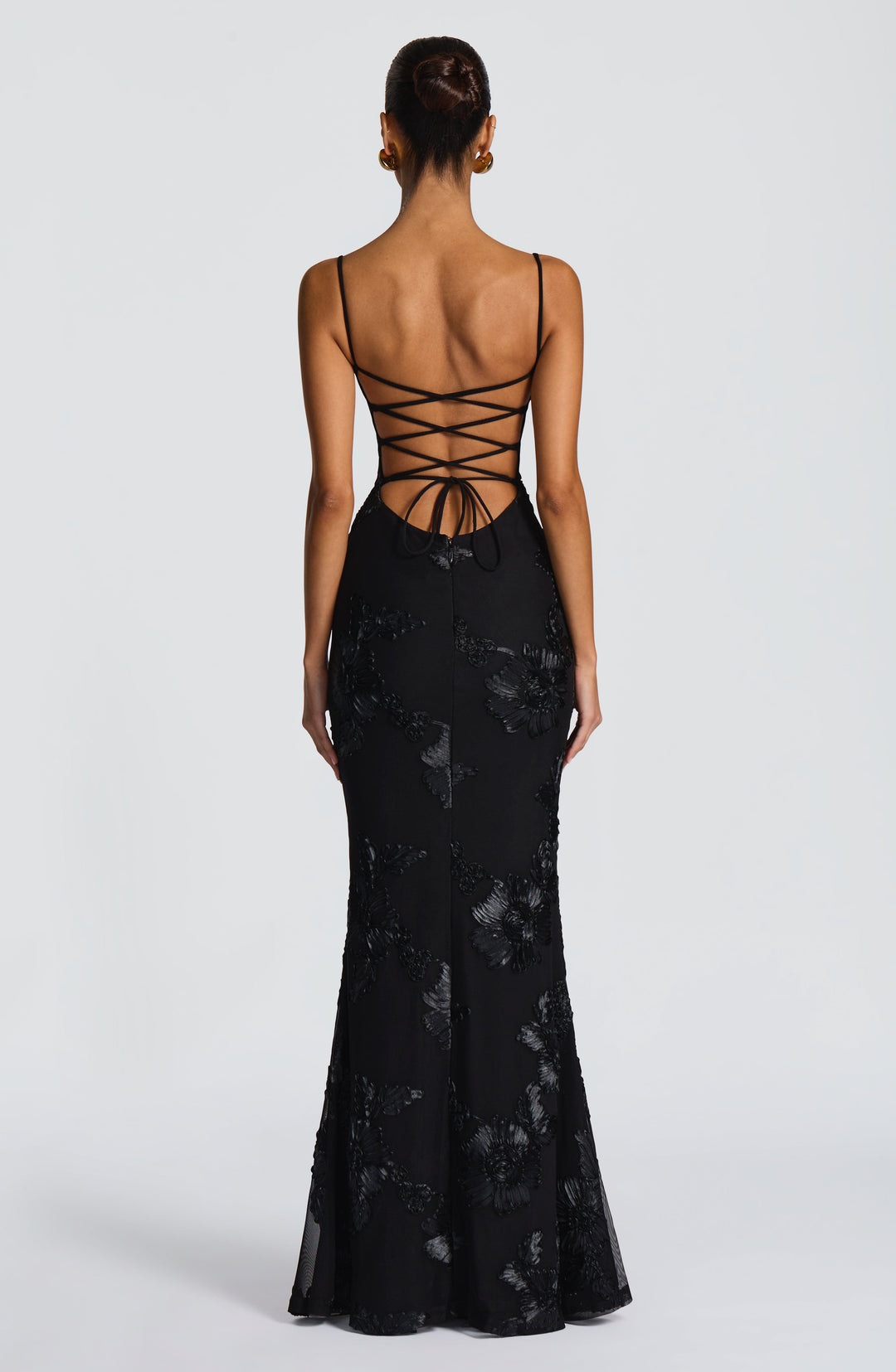 Elara | Structured elegance with exclusive details