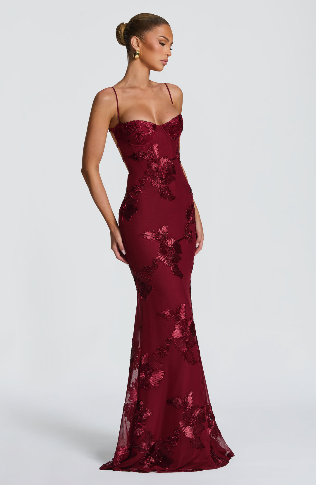 Elara | Structured elegance with exclusive details