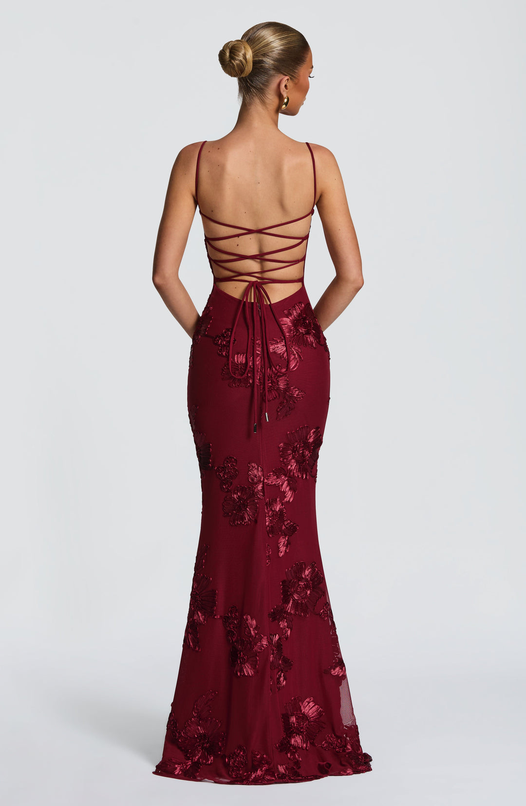 Elara | Structured elegance with exclusive details