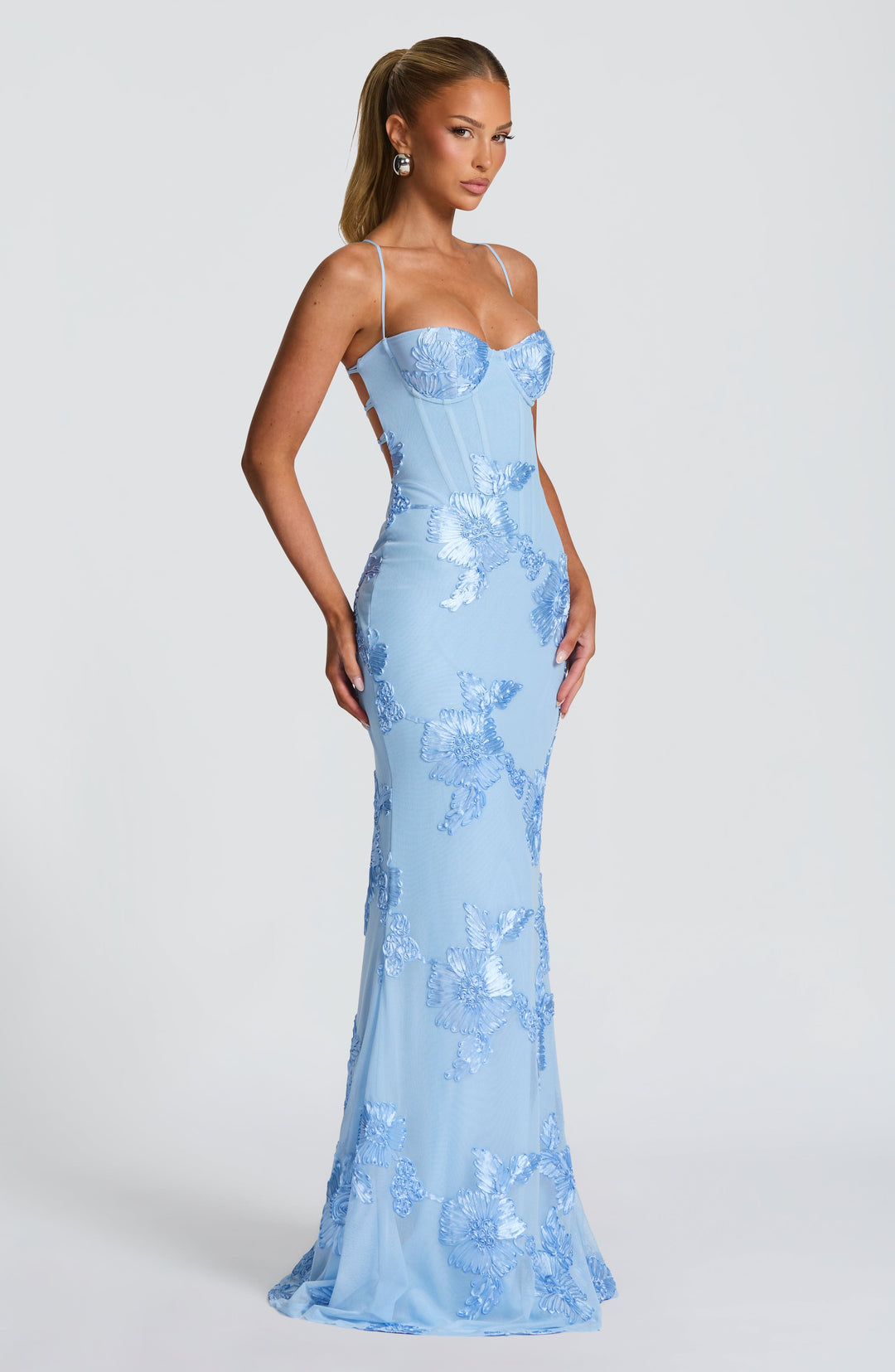 Elara | Structured elegance with exclusive details