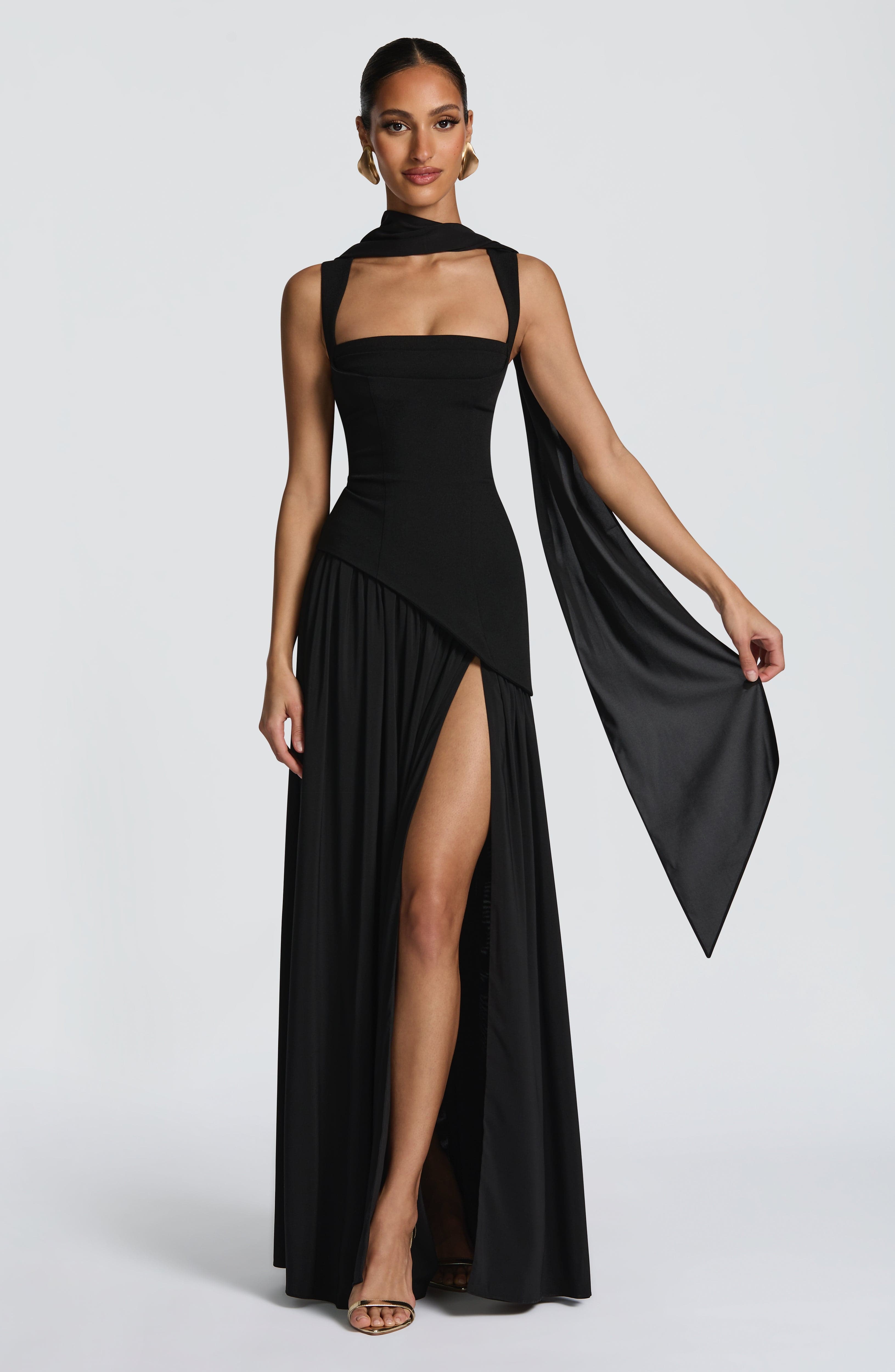 Black / UK 12 (L)